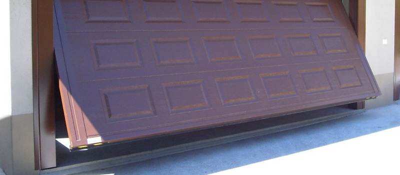 Cancelli automatici - automazione porte basculanti